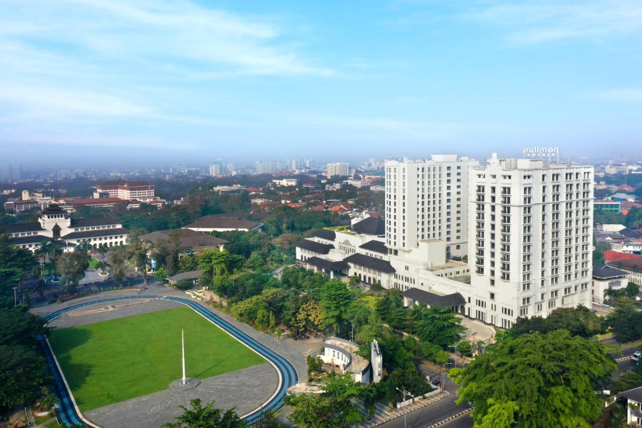 Pullman Bandung Grand Central Extérieur photo