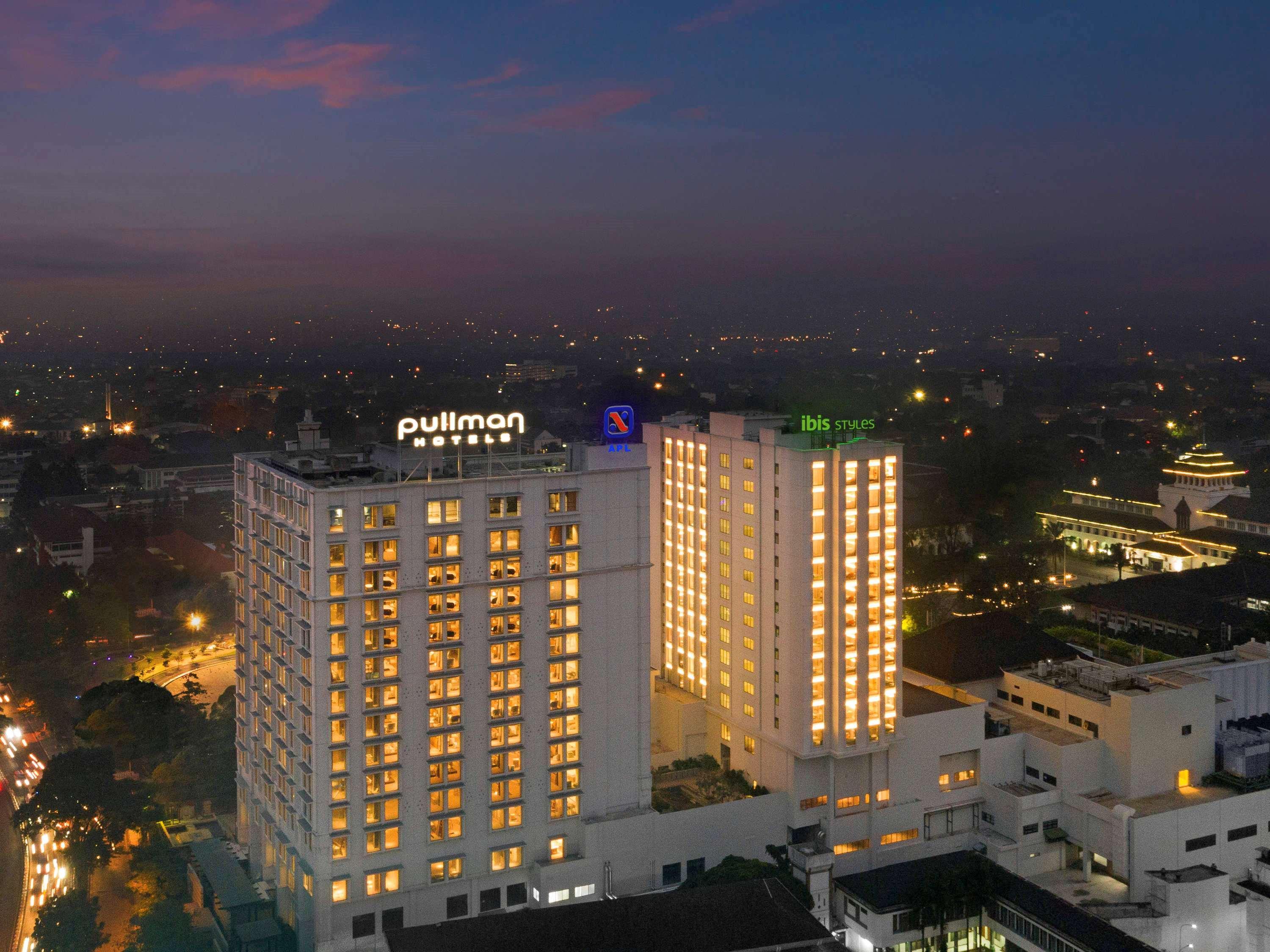 Pullman Bandung Grand Central Extérieur photo